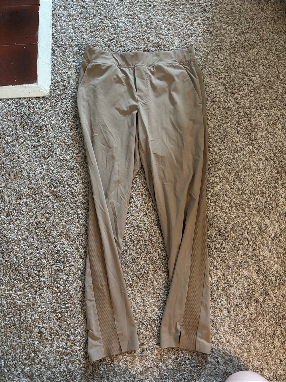 Women’s Athleta Brooklyn Ankle Pant Slim Fit Khaki Chino Pants - Tan